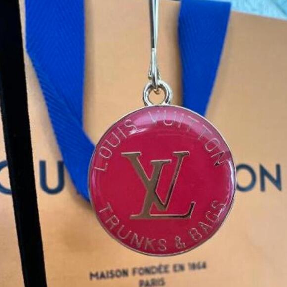 Louis Vuitton LV Gold & Red Keychain Charms on Fish Hook Earrings (LVXX030) - Picture 5 of 6